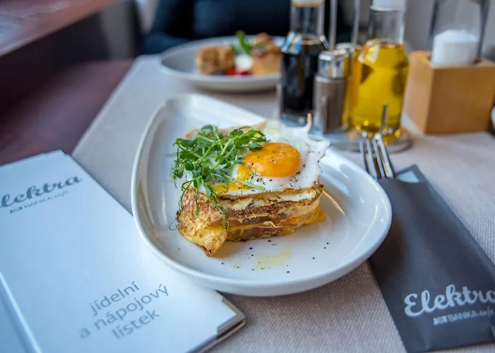 Palác Elektra Hotel 3*